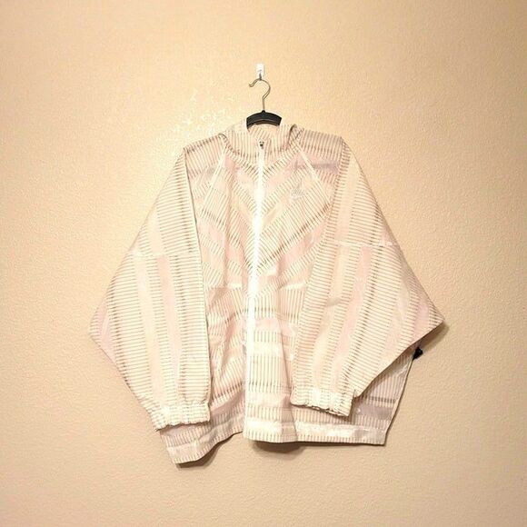 Nike Earth Day Womens Oversized Jacket Cream XL Windrunner Full Zip Hooded - Picture 4 of 10